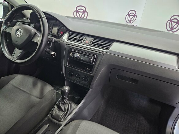 2014 Skoda Rapid I, белый - вид 17