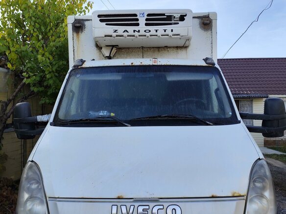 2013 Iveco Daily, белый, 2250000 рублей - вид 2
