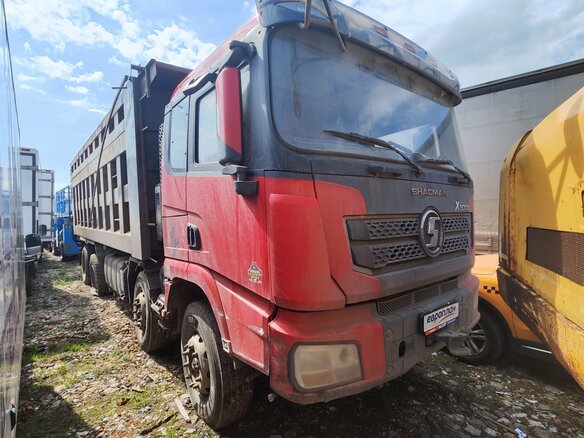 2022 Shacman (Shaanxi) SX3318, красный, 1254825 рублей - вид 1