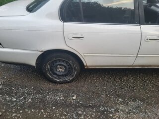 1994 Toyota Corolla VII (E100), белый, 135000 рублей, вид 4