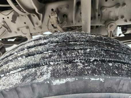 1998 Mercedes-Benz Actros, бежевый, 2500000 рублей, вид 5