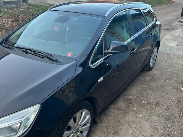 2011 Opel Astra J, чёрный, 890000 рублей - вид 5