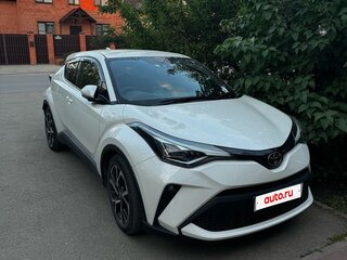 2020 Toyota C-HR I Рестайлинг, белый, 2300000 рублей, вид 2