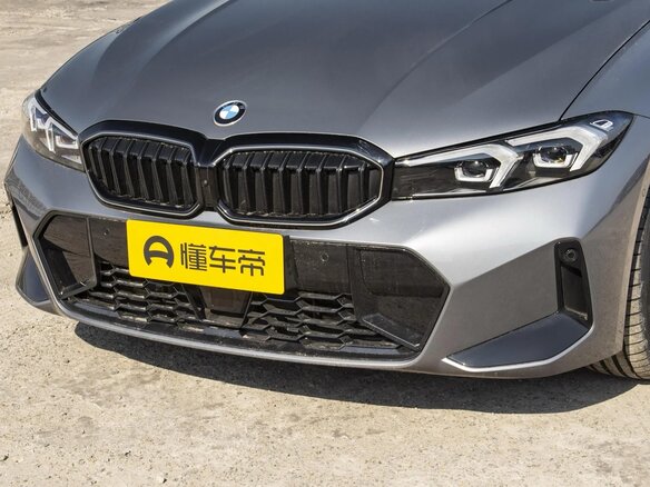 2025 BMW 3 серии 330i VII (G2x) Рестайлинг, серебристый, 5668000 рублей - вид 1