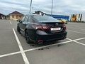 2021 Toyota Camry VIII (XV70) Рестайлинг, чёрный, 2000000 рублей - вид 9