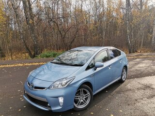 2014 Toyota Prius PHV ZVW35 III Рестайлинг (XW30), голубой, 1210000 рублей, вид 1