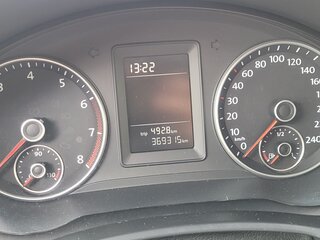 2010 Volkswagen Jetta V, белый, 250000 рублей, вид 3