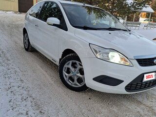 2011 Ford Focus II Рестайлинг, белый, 550000 рублей, вид 1