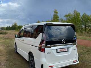 2019 Nissan Serena V (C27) Рестайлинг, белый, 2530000 рублей, вид 3
