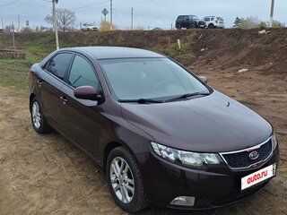 2010 Kia Cerato 6-speed II, пурпурный, 850000 рублей, вид 3
