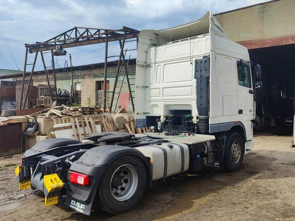2017 DAF XF 105, белый, 6300000 рублей - вид 9