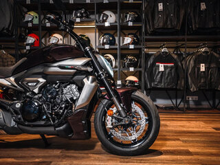 2026 Ducati XDiavel, пурпурный, 3680000 рублей, вид 5