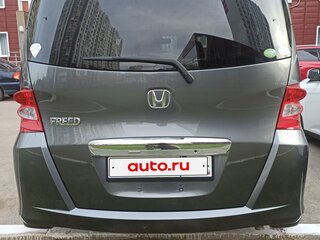 2009 Honda Freed I, серый, 1100000 рублей, вид 4
