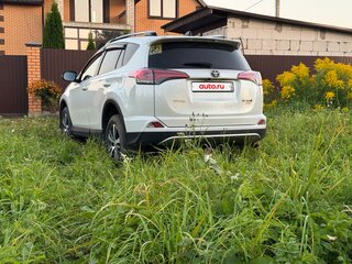2018 Toyota RAV4 IV (XA40) Рестайлинг, белый, 2390000 рублей, вид 5