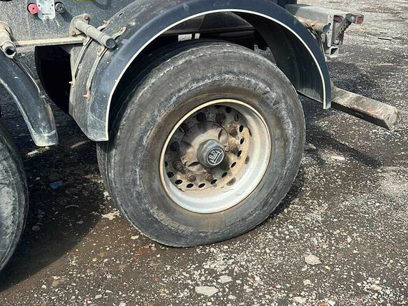 2018 Kassbohrer DL 32, красный, 1510000 рублей - вид 6