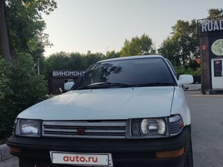 1988 Toyota Corolla VI (E90), белый, 385000 рублей, вид 3