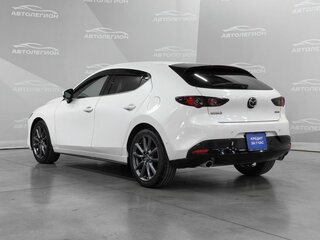 2020 Mazda 3 IV (BP), белый, 1770000 рублей, вид 3