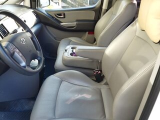 2017 Hyundai Grand Starex I Рестайлинг, белый, 3150000 рублей, вид 3
