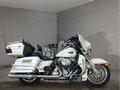 2011 Harley-Davidson Electra Glide, белый, 925000 рублей
