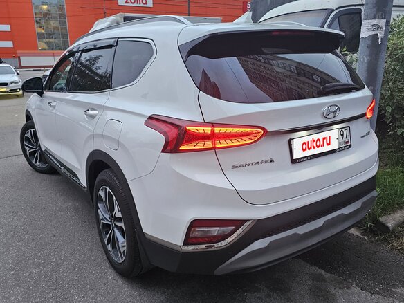 2020 Hyundai Santa Fe IV, белый - вид 4