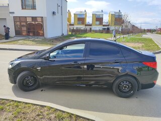 2015 Hyundai Solaris I Рестайлинг, чёрный, 1180000 рублей, вид 3