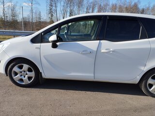 2012 Opel Meriva B, белый, 700000 рублей, вид 2