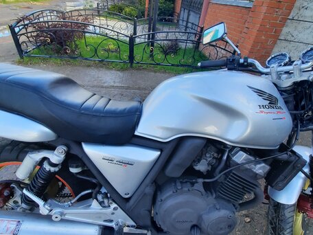 1995 Honda CB 400 Super Four, серебристый, 265000 рублей, вид 3