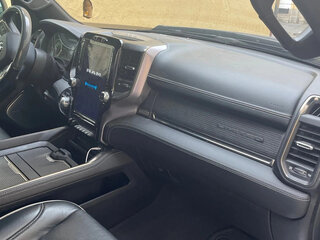 2019 Ram 1500 Crew Cab V, серый, 6449999 рублей, вид 3