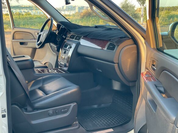 2012 Chevrolet Tahoe 6AT III, белый, 2700000 рублей - вид 10