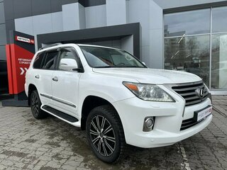 2013 Lexus LX 570 III Рестайлинг, белый, 3850000 рублей, вид 5