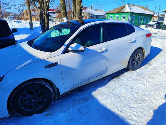 2019 Kia Optima IV Рестайлинг, белый, 2200000 рублей - вид 1