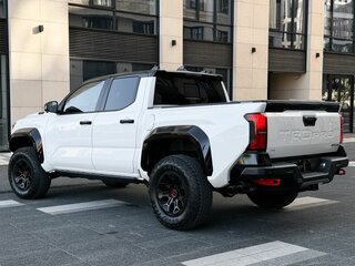 2025 Toyota Tacoma IV, белый, 11290000 рублей, вид 3