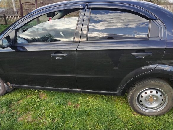 2008 Chevrolet Aveo I Рестайлинг, чёрный, 400000 рублей - вид 4