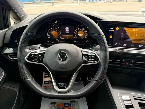 2022 Volkswagen Golf VIII, серый, 1950000 рублей - вид 7