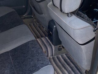1989 Toyota Carina V (T170), серебристый, 400000 рублей, вид 1