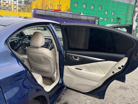 2017 Infiniti Q50 I, синий, 1550000 рублей - вид 13
