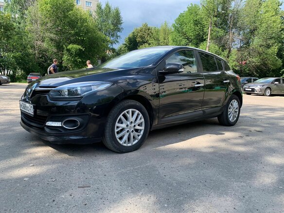 2014 Renault Megane III Рестайлинг 2, чёрный, 899000 рублей - вид 3