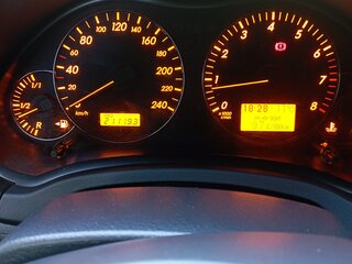 2007 Toyota Avensis II Рестайлинг, серебристый, 845000 рублей, вид 5