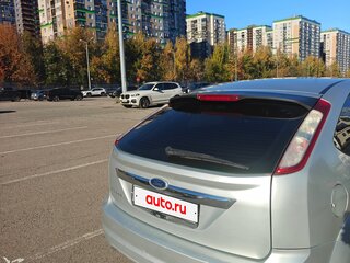 2009 Ford Focus II Рестайлинг, серебристый, 550000 рублей, вид 5