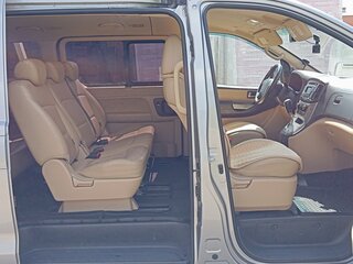 2016 Hyundai H-1 II Рестайлинг, серебристый, 2120000 рублей, вид 5