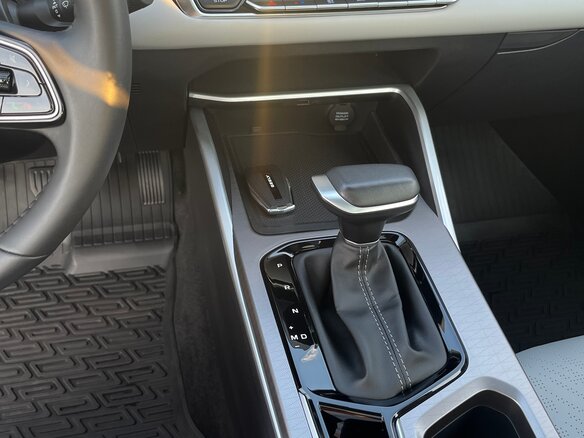 2024 Geely Emgrand II, синий, 1750000 рублей - вид 15