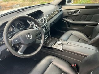 2009 Mercedes-Benz E-Класс 300 IV (W212, S212, C207), белый, 2200000 рублей, вид 3