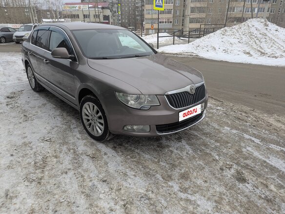 2012 Skoda Superb II, серый, 1250000 рублей - вид 1