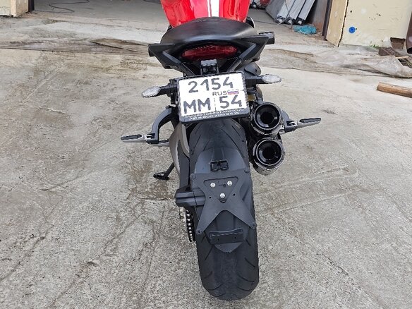 2015 Ducati Monster 1200, красный, 1000000 рублей - вид 4