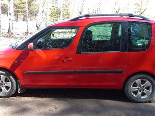 2012 Skoda Roomster I Рестайлинг, красный, 450000 рублей, вид 4