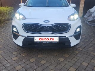 2021 Kia Sportage IV Рестайлинг, белый, 2300000 рублей, вид 3