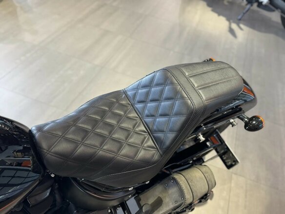 2021 Harley-Davidson Street Bob, чёрный, 1650000 рублей - вид 10