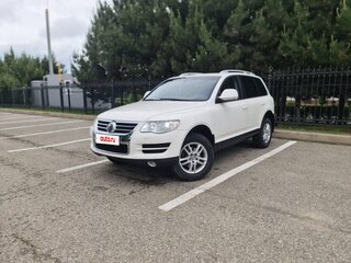 2008 Volkswagen Touareg I Рестайлинг, белый, 1550000 рублей, вид 1
