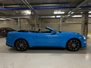 2019 Ford Mustang VI Рестайлинг, голубой, 3450000 рублей, вид 4