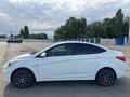 2012 Hyundai Solaris I, белый, 750000 рублей - вид 2
